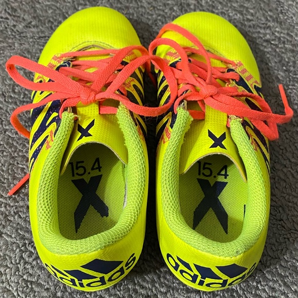 Kids Adidas Soccer Shoes - Picture 2 of 6